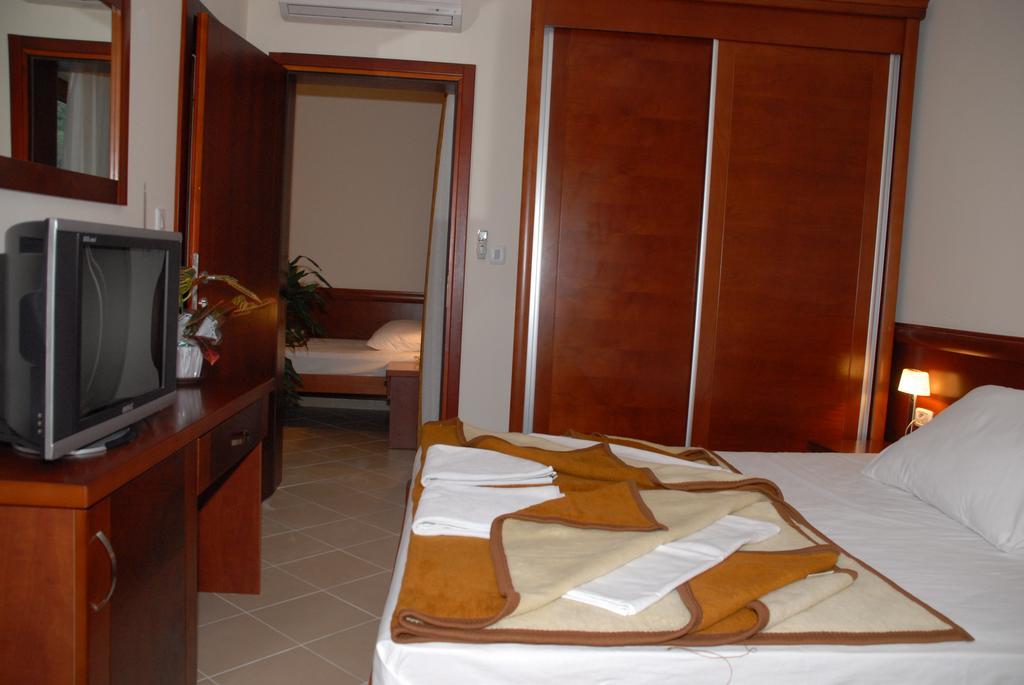 Apartments Krapina บุดวา ภายนอก รูปภาพ